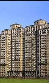 DLF Regency Park 1
